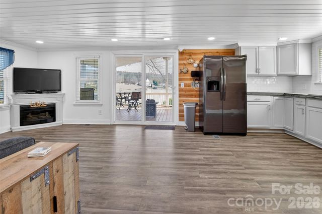 2466 Cottage Lane, Liberty Hill, SC 29074