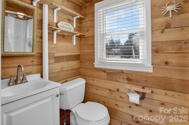 2466 Cottage Lane, Liberty Hill, SC 29074