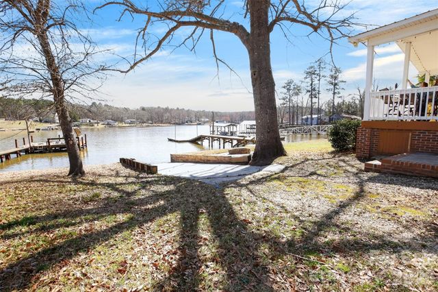 2466 Cottage Lane, Liberty Hill, SC 29074