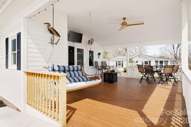 2466 Cottage Lane, Liberty Hill, SC 29074