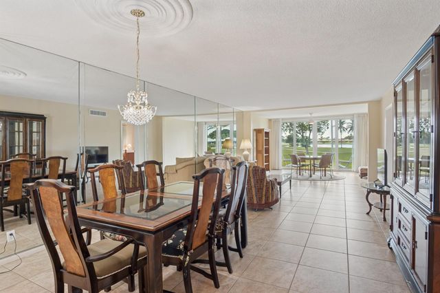 157 Atlantis Boulevard 104, Atlantis, FL 33462