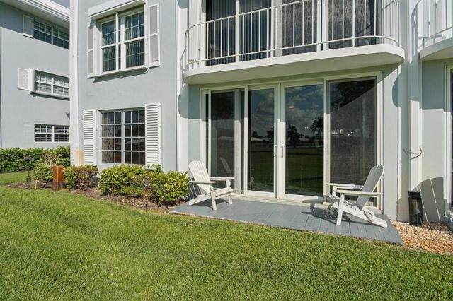 157 Atlantis Boulevard 104, Atlantis, FL 33462