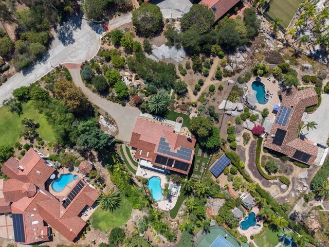 18725 AVENIDA CORDILLERA, San Diego, CA 92127