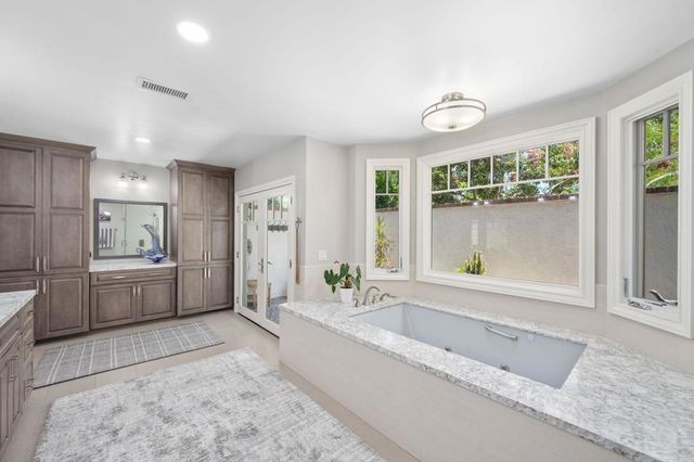 18725 AVENIDA CORDILLERA, San Diego, CA 92127