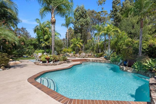 18725 AVENIDA CORDILLERA, San Diego, CA 92127