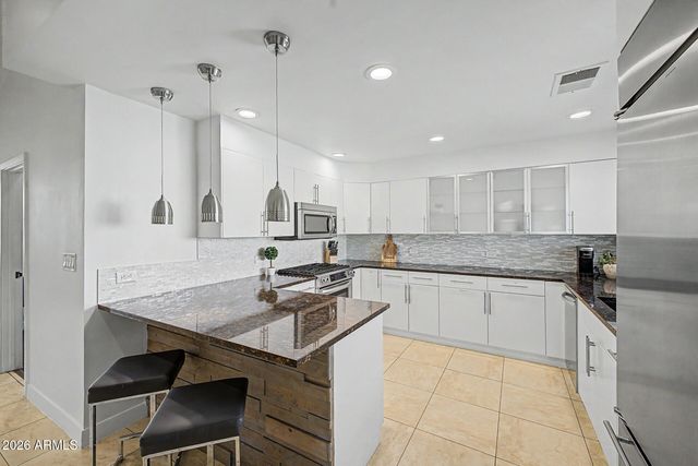 4411 N 18TH Street, Phoenix, AZ 85016