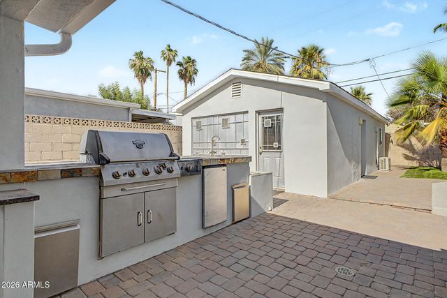 4411 N 18TH Street, Phoenix, AZ 85016