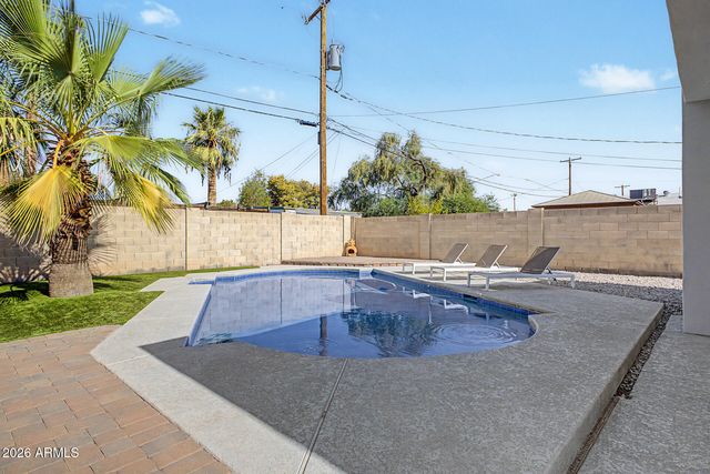 4411 N 18TH Street, Phoenix, AZ 85016