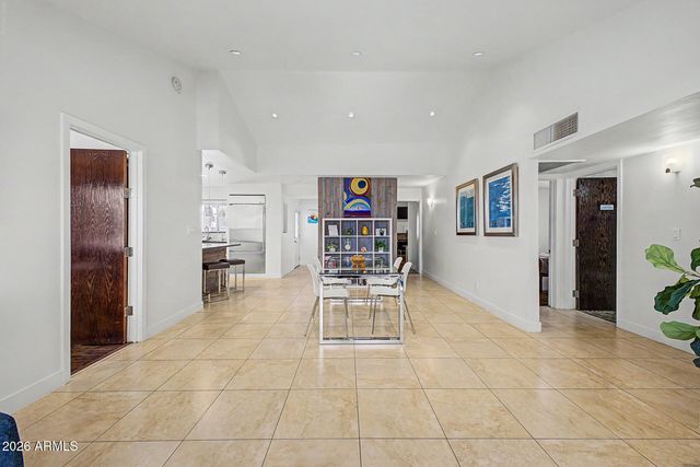 4411 N 18TH Street, Phoenix, AZ 85016