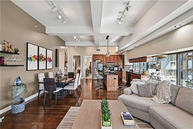 1101 Walnut Street 1909, Kansas City, MO 64106