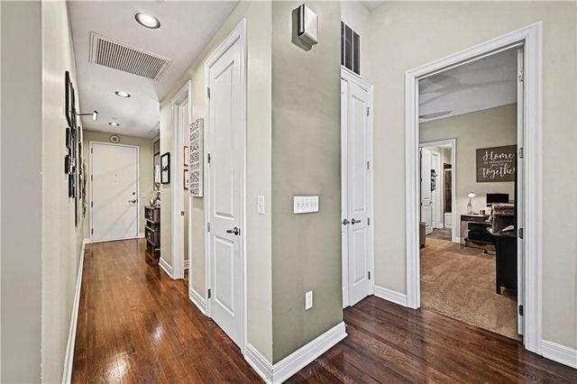 1101 Walnut Street 1909, Kansas City, MO 64106