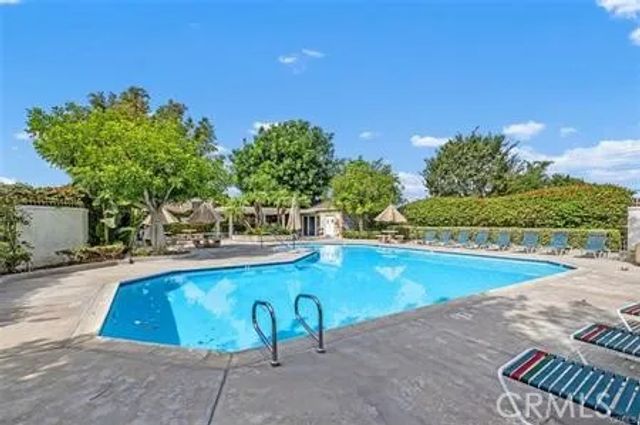 24 Riverstone, Irvine, CA 92606