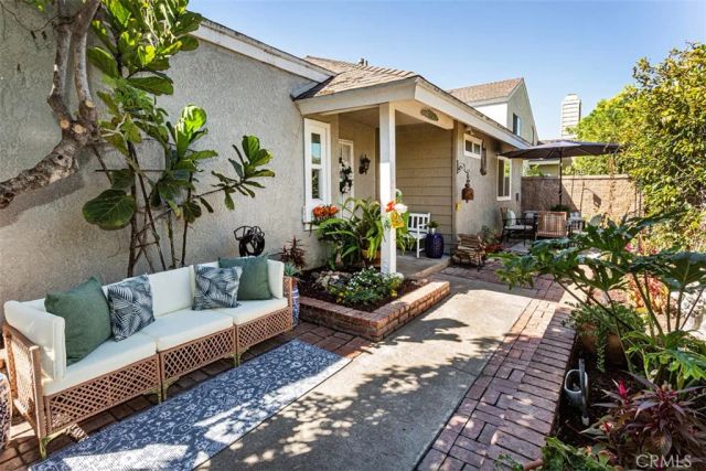 24 Riverstone, Irvine, CA 92606