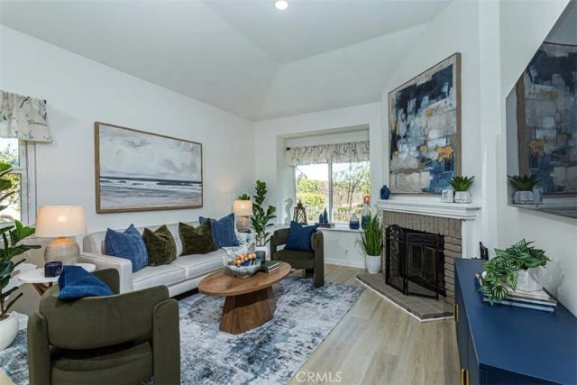 24 Riverstone, Irvine, CA 92606