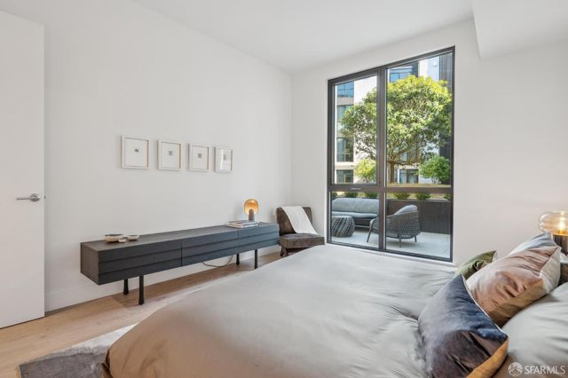 1 Bristol Court 111, San Francisco, CA 94130