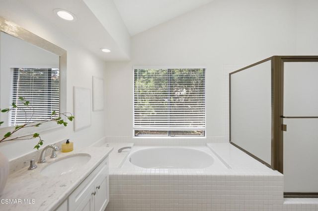 2007 Simsbury Court, Thousand Oaks, CA 91360