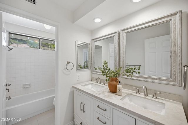 2007 Simsbury Court, Thousand Oaks, CA 91360