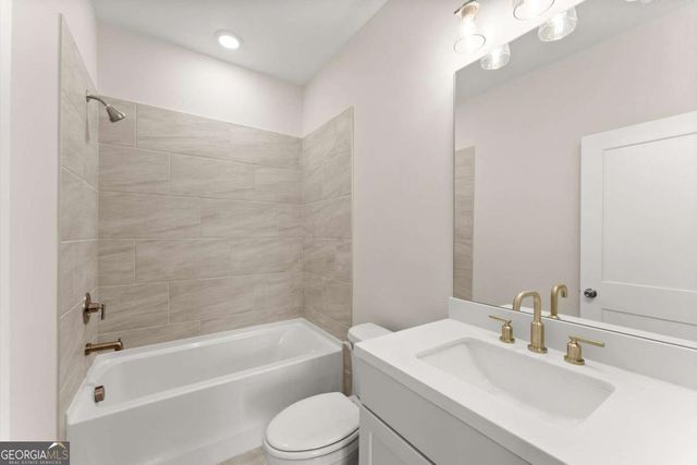 3548 Cedarvale Court, Powder Springs, GA 30127