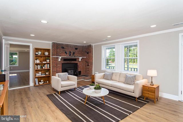 906 WASHINGTON AVE, La Plata, MD 20646