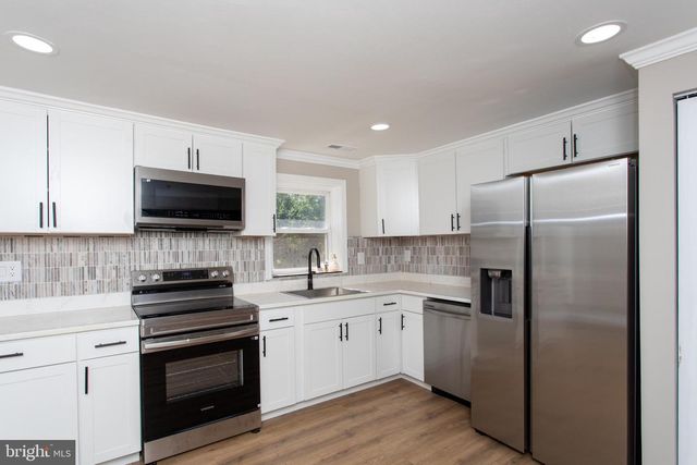 906 WASHINGTON AVE, La Plata, MD 20646