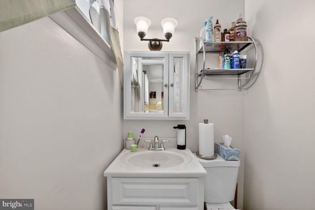 1406 ALBERTA DR, District Heights, MD 20747