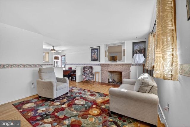 1406 ALBERTA DR, District Heights, MD 20747