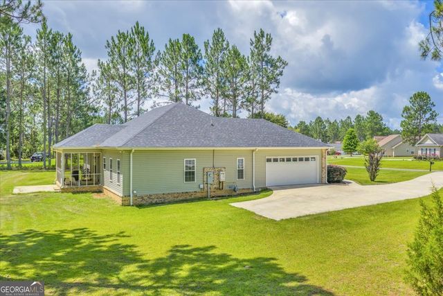 605 Live Oak Way, Dublin, GA 31021