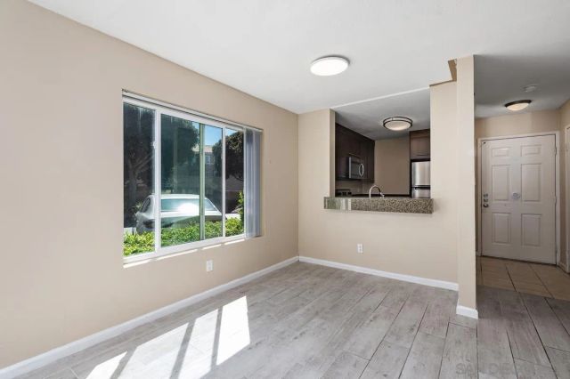 7425 Charmant Dr 2601, San Diego, CA 92122