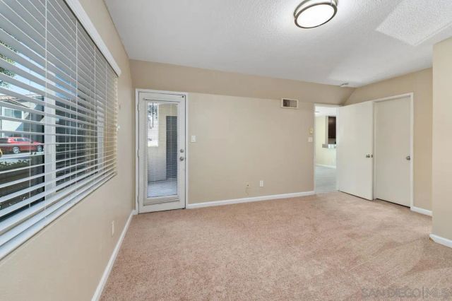 7425 Charmant Dr 2601, San Diego, CA 92122