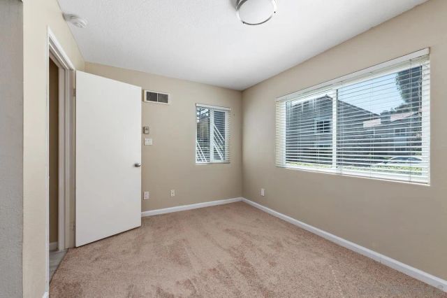 7425 Charmant Dr 2601, San Diego, CA 92122