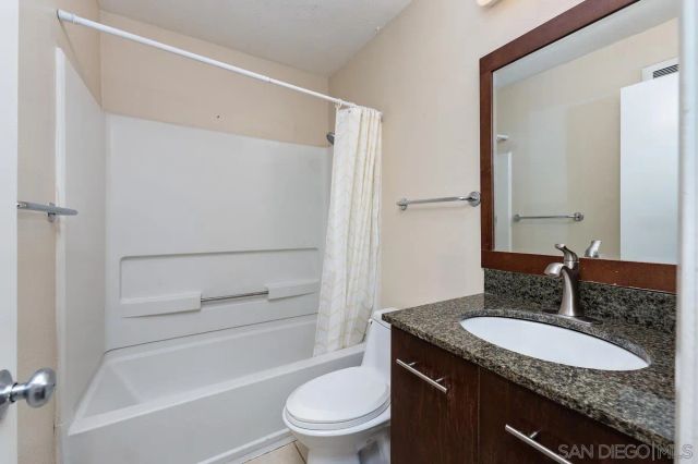 7425 Charmant Dr 2601, San Diego, CA 92122