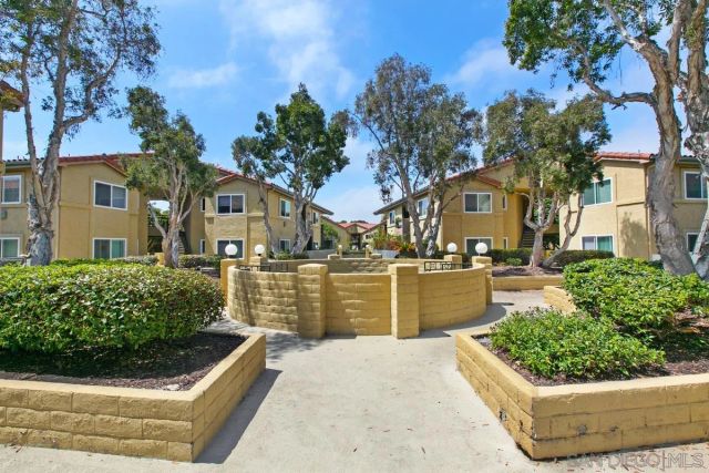 7425 Charmant Dr 2601, San Diego, CA 92122