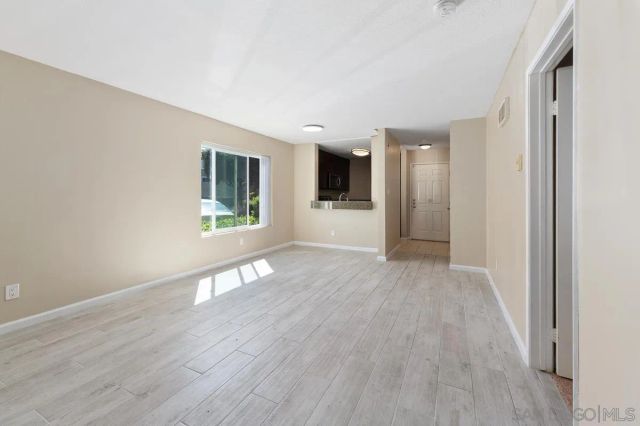 7425 Charmant Dr 2601, San Diego, CA 92122