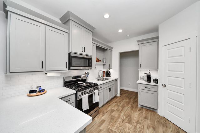 8349 Lenore Street, Houston, TX 77017