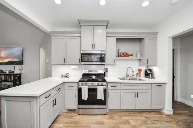 8349 Lenore Street, Houston, TX 77017