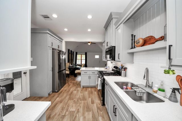 8349 Lenore Street, Houston, TX 77017