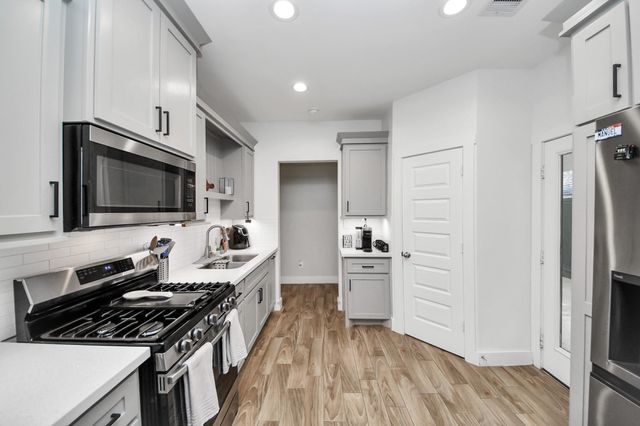 8349 Lenore Street, Houston, TX 77017