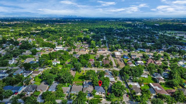 8349 Lenore Street, Houston, TX 77017