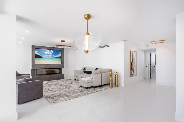 2000 S Ocean Boulevard 6E, Boca Raton, FL 33432