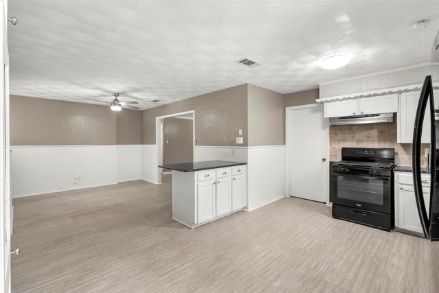 412 E Ross Street, Waxahachie, TX 75165