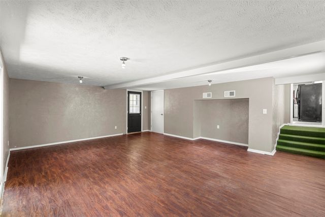 412 E Ross Street, Waxahachie, TX 75165