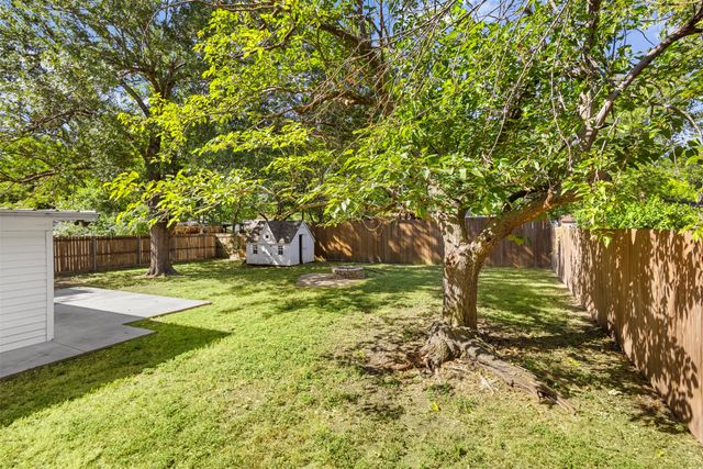 412 E Ross Street, Waxahachie, TX 75165