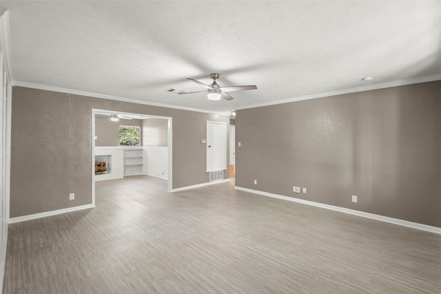 412 E Ross Street, Waxahachie, TX 75165