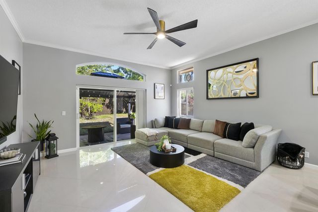 5029 Heron Place, Coconut Creek, FL 33073