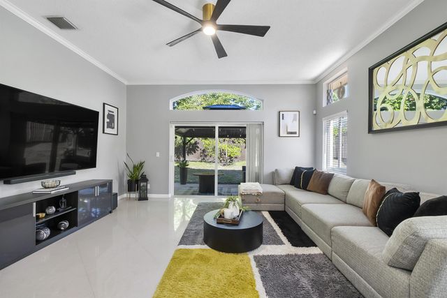 5029 Heron Place, Coconut Creek, FL 33073