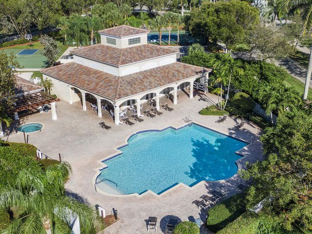 5029 Heron Place, Coconut Creek, FL 33073