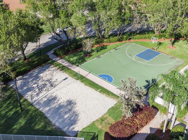 5029 Heron Place, Coconut Creek, FL 33073