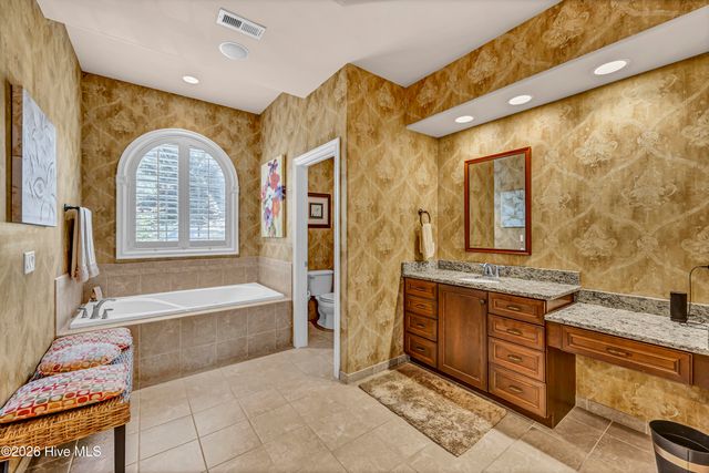 5906 White Heron Road, Wilmington, NC 28412