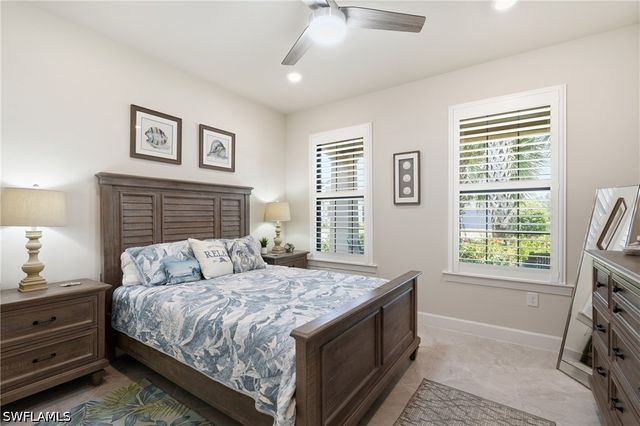 9432 Purple Martin CT, Naples, FL 34120