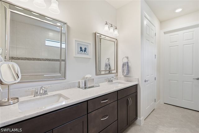 9432 Purple Martin CT, Naples, FL 34120
